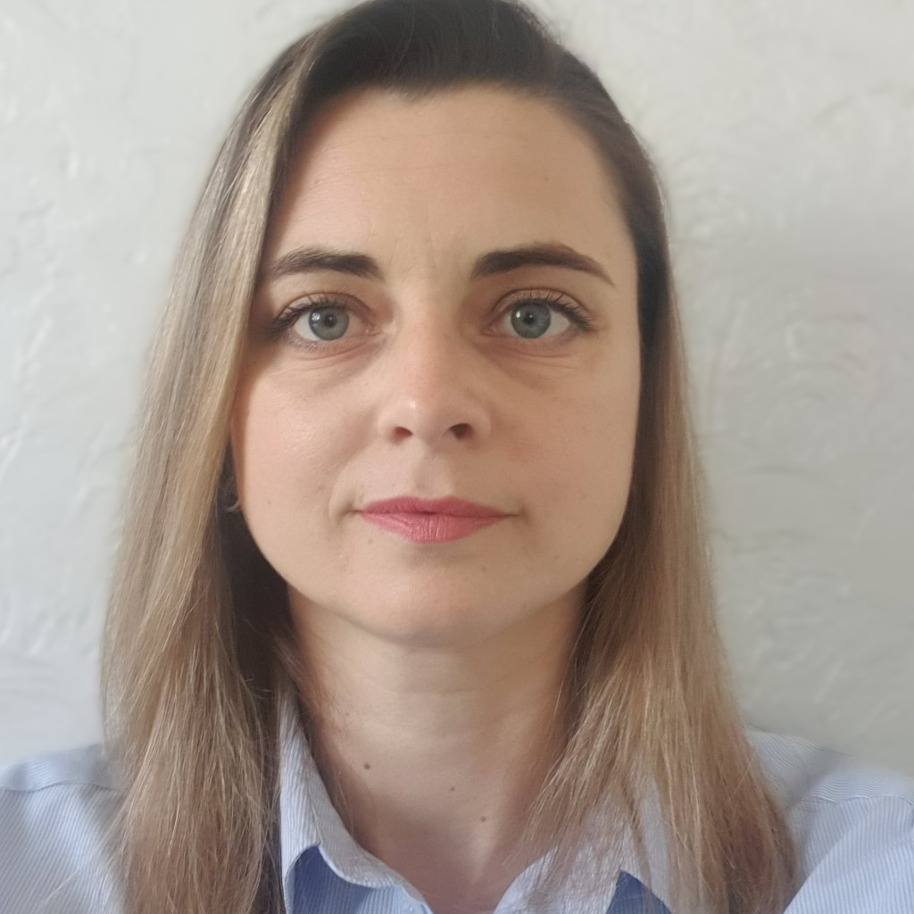 Репетитор з математики Ліана Мишакова — Mathema