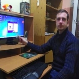 Максим Каща