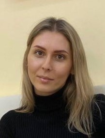 Олена Яновська