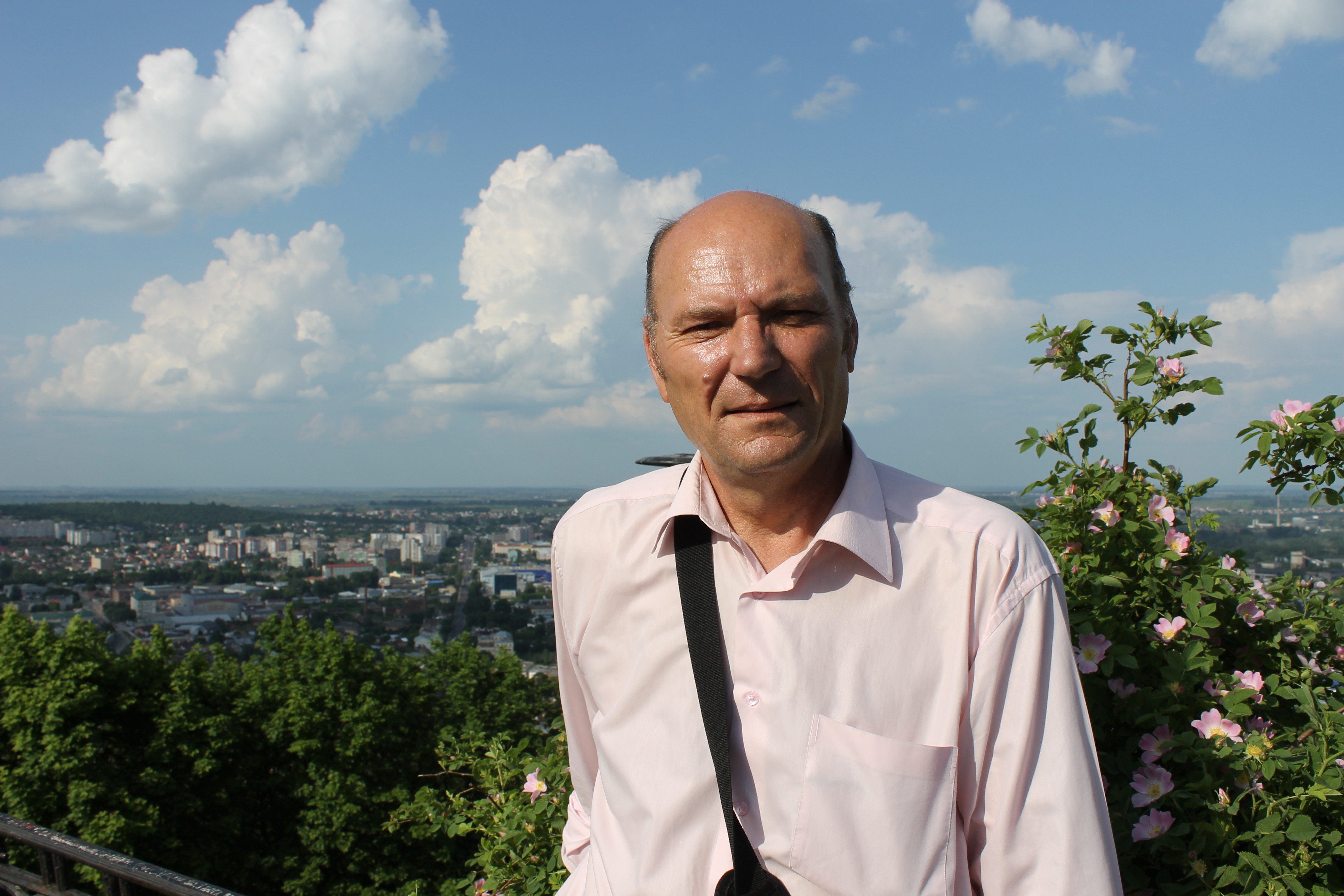 Репетитор з математики Віктор Королюк — Mathema
