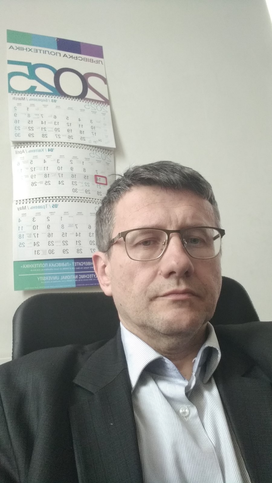Репетитор з математики Микола Кайдан — Mathema