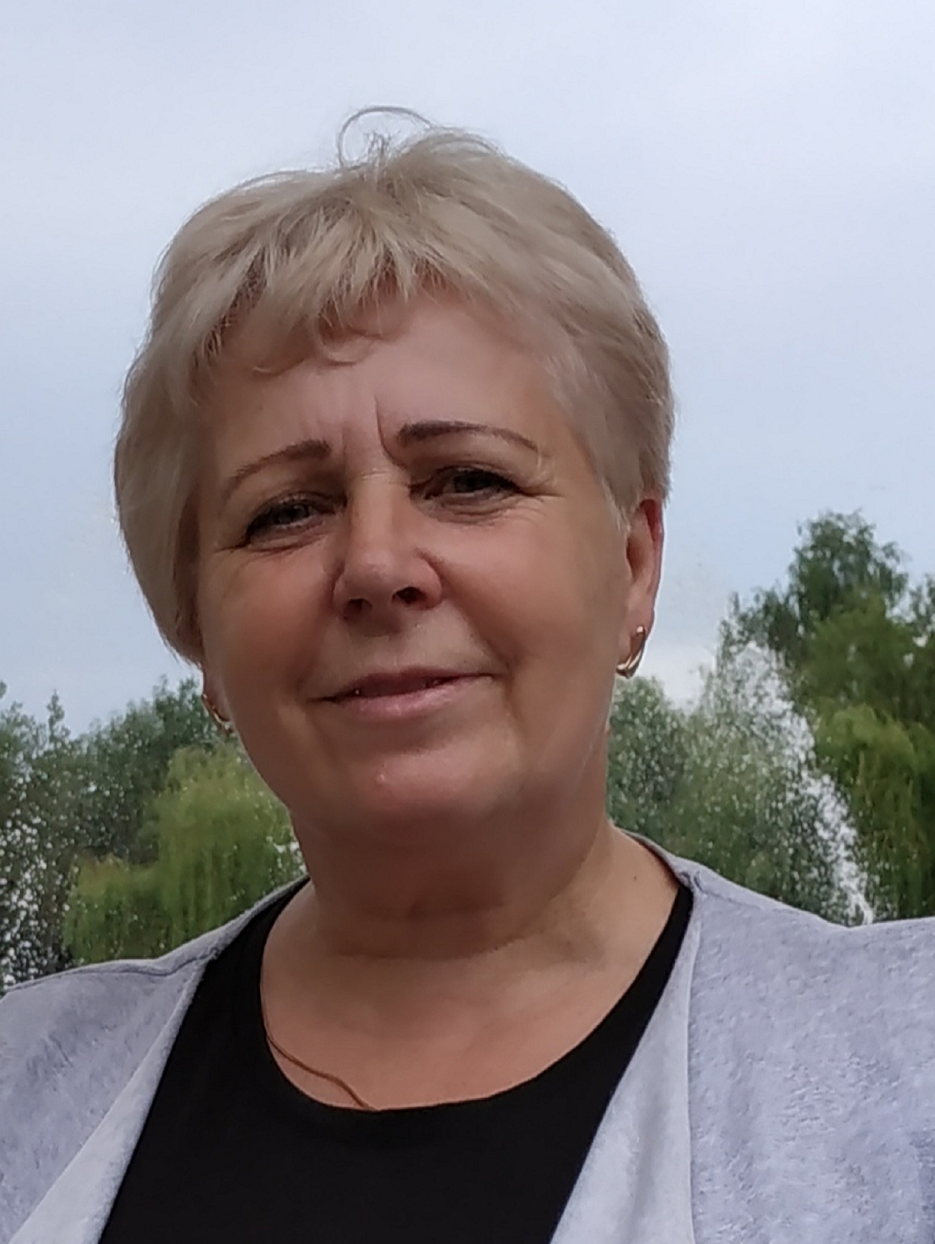 Олена Лящук