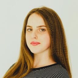 Репетитор з математики Марія Махрова — Mathema