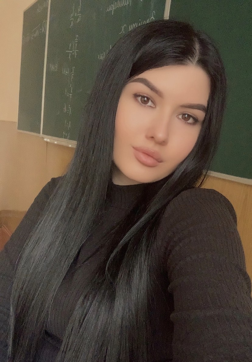 Репетитор з математики Олена Леськів — Mathema
