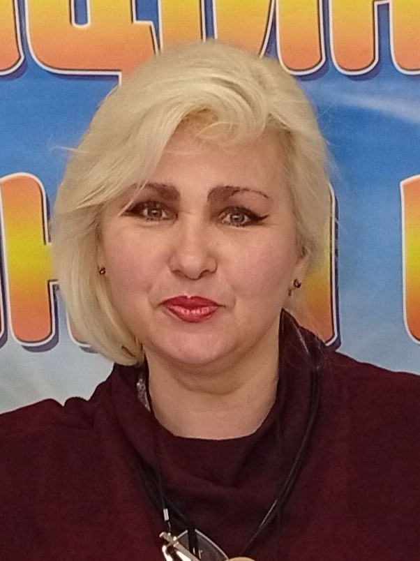 Репетитор з математики Олена Галена — Mathema