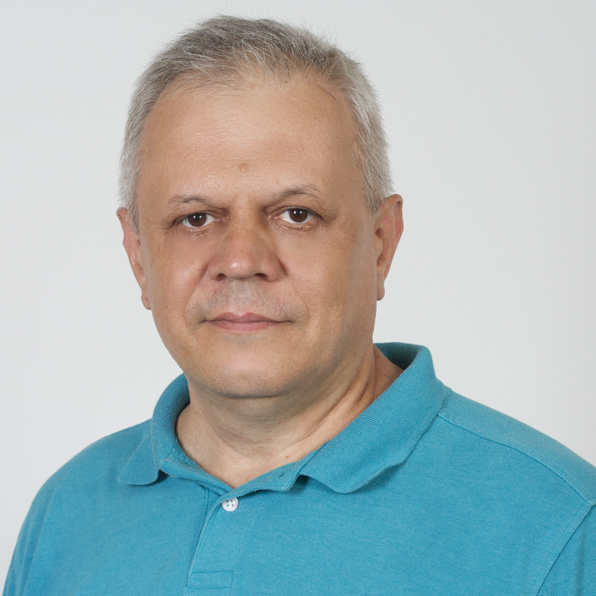 Репетитор з математики Анатолій Недоля — Mathema